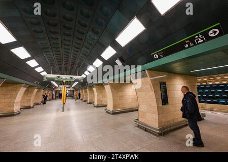 Praga, Repubblica Ceca. 2 novembre 2023. La stazione della metropolitana ricostruita Jiriho z Podebrad fu messa in funzione il 2 novembre 2023, Praga, Repubblica Ceca. Credito: Vit Simanek/CTK Photo/Alamy Live News Foto Stock