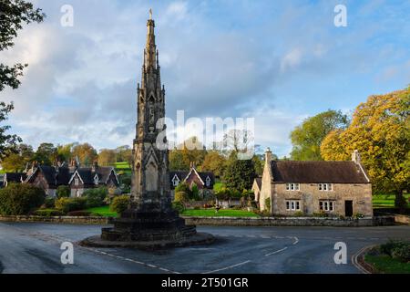 Ilam Cross, Ilam, Peak District National Park, Staffordshire, Inghilterra, Regno Unito Foto Stock