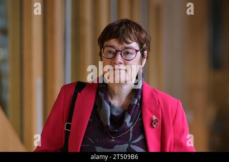 Edimburgo Scozia, Regno Unito 02 novembre 2023. Sarah Boyack MSP al Parlamento scozzese per le domande del primo ministro. credit sst/alamy live news Foto Stock