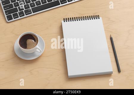 Mockup per notebook. Notebook da lavoro vuoto. Blocco note a spirale su scrivania in legno. illustrazione 3d. Foto Stock