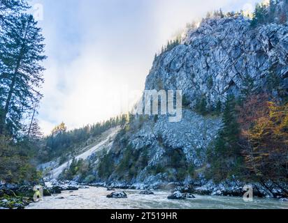 Parco nazionale Gesäuse: fiume Enns, rocce, a Gesäuseeingang a Gesäuse, Steiermark, Stiria, Austria Foto Stock