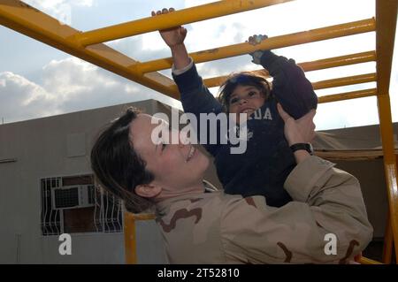 Air Force, Camp Victory, Civil Military Operations Center, CMOC, Iraq, OIF, Task Force, Task Force 134, U.S. Air Force Foto Stock