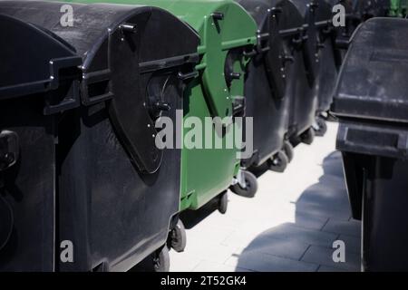 Contenitore di raccolta rifiuti rifiuti rifiuti per smaltimento rifiuti rifiuti per il servizio di smaltimento rifiuti Foto Stock