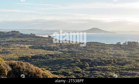 Tramonto sulla penisola di Karikari, vista dal Maitai Bay Headland Track a Northland, nuova Zelanda Foto Stock