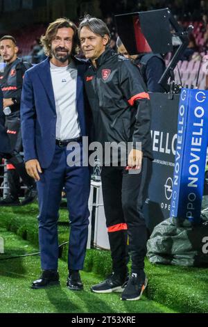 Salerno, Italia. 31 ottobre 2023. L'allenatore italiano della Sampdoria Andrea Pirlo e l'allenatore italiano della Salernitana Filippo Inzaghi durante la partita di Coppa italia tra Unione sportiva Salernitana e Unione calcio Sampdoria allo Stadio Arechi di Salerno il 31 ottobre 2023. Credito: Agenzia fotografica indipendente/Alamy Live News Foto Stock