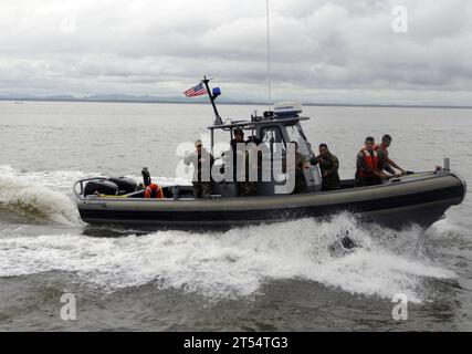 El Salvador, marina, SPS, Subject Matter Expert Exchange, Swift (HSV 2), U.S. Navy Foto Stock