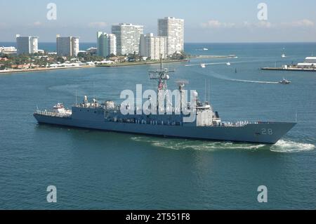 Flag., Fort lauderdale, Frigate, Pearl Harbor Remembrance Ceremony, Port Everglades, Marina degli Stati Uniti, USS Boone (FFG 28) Foto Stock