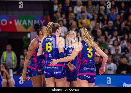 Firenze, Italia. 1 novembre 2023. Esaltazione dei giocatori di Scandicci durante la partita di Savino del bene Scandicci vs Prosecco Doc Imoco Conegliano, pallavolo serie A1 femminile a Firenze, Italia, 01 novembre 2023 crediti: Agenzia fotografica indipendente/Alamy Live News Foto Stock