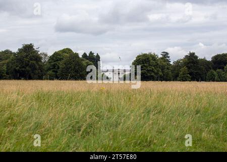 Áras an Uachtaráin è la residenza ufficiale del presidente dell'Irlanda, situato a Phoenix Park, Dublino. E' una magnifica residenza georgiana con un Foto Stock