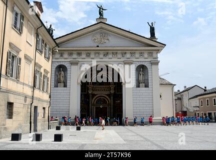 La cattedrale di Santa Maria Assunta è il principale luogo di culto con la Collegiata di Sant'Orso, simbolo dell'arte sacra in Valle d'Aosta Foto Stock