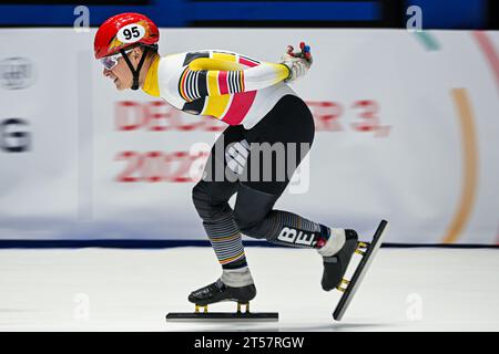 Montreal, Canada. 27 ottobre 2023. MONTREAL, CANADA - OTTOBRE 27: Enzo PROOST durante la seconda edizione della ISU World Cup Short Track alla Maurice Richard Arena il 27 ottobre 2023 a Montreal, Canada (foto di /Orange Pictures) credito: Orange Pics BV/Alamy Live News Foto Stock