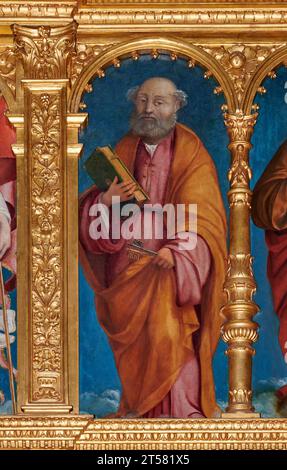 S. Pietro, particolare dal Polittico con Madonna col bambino,Cristo risorto e Santi - olio su tavola - Andrea Previtali e Agostino Facheris - 1525 - Foto Stock