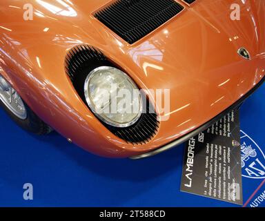 Bologna , Italia - 26 ottobre 2023: LAMBORGHNI MIURA Luxury E DREEM CAR IN ESPOSIZIONE Foto Stock