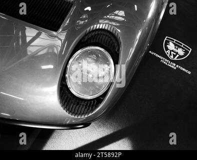 Bologna , Italia - 26 ottobre 2023: LAMBORGHNI MIURA Luxury E DREEM CAR IN ESPOSIZIONE Foto Stock