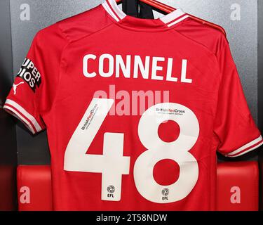 Barnsley, Regno Unito. 3 novembre 2023. Luca Connell #48 della camicia Barnsley nello spogliatoio durante l'Emirates fa Cup Match Barnsley vs Horsham FC a Oakwell, Barnsley, Regno Unito, il 3 novembre 2023 (foto di Mark Cosgrove/News Images) a Barnsley, Regno Unito il 3 novembre 2023. (Foto di Mark Cosgrove/News Images/Sipa USA) credito: SIPA USA/Alamy Live News Foto Stock