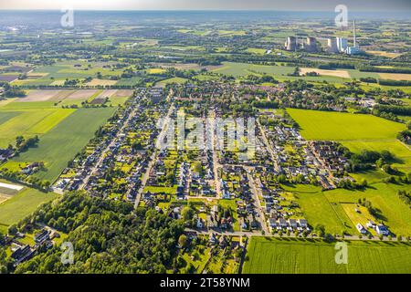 Veduta aerea, Herringer Heide, sullo sfondo la centrale elettrica RWE Generation se Gersteinwerk, distretto Herringen, Hamm, Ruhr, No Foto Stock