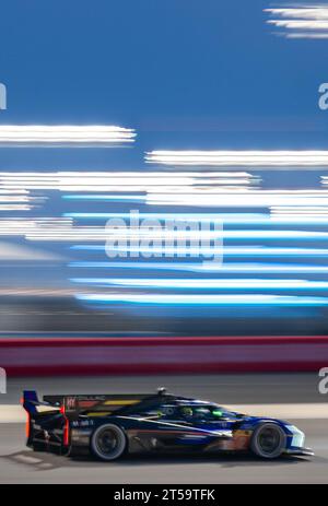 SAKHIR, BAHREIN. 3 NOVEMBRE 2023. WEC 8 ORE DI BAHREIN - GARA DI CADILLAC. AHMAD ALSHEHAB/ Alamy Live News Foto Stock