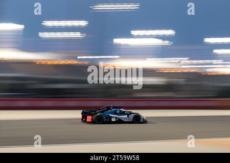 SAKHIR, BAHREIN. 3 NOVEMBRE 2023. WEC 8 ORE DI BAHREIN - PEUGEOT TOTALENERGIES. AHMAD ALSHEHAB/ Alamy Live News Foto Stock