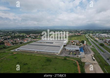 Taubate, SP, Brasile - 4 novembre 2023- Vista all'aperto dello stabilimento Embraer EVE, industria aeronautica brasiliana. Solo per uso editoriale. Foto Stock