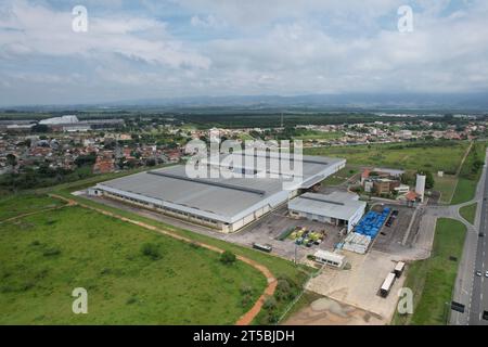 Taubate, SP, Brasile - 4 novembre 2023- Vista all'aperto dello stabilimento Embraer EVE, industria aeronautica brasiliana. Solo per uso editoriale. Foto Stock