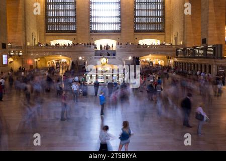 Una splendida foto del Grand Central Terminal, uno dei luoghi di interesse più rappresentativi di New York. La foto cattura la splendida architettura del terminal Foto Stock