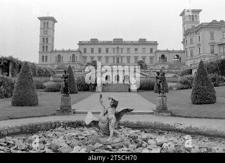 Osbourne House, la villa per le vacanze della Regina Vittoria sull'Isola di Wight, girata sul film Ilford HP5 Foto Stock