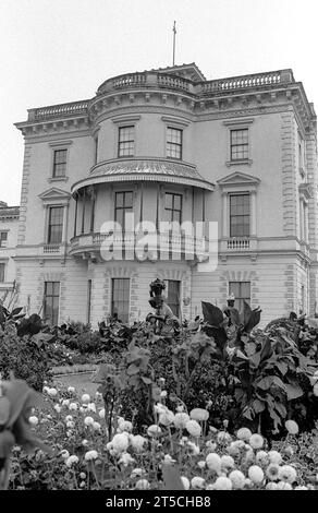 Osbourne House, la villa per le vacanze della Regina Vittoria sull'Isola di Wight, girata sul film Ilford HP5 Foto Stock