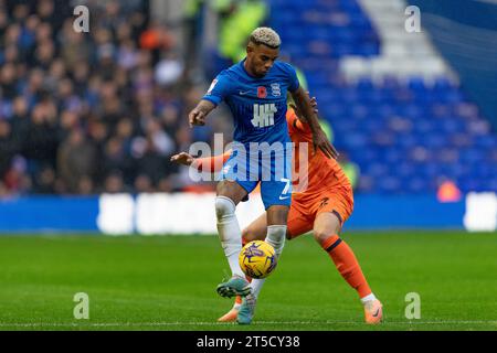 Birmingham sabato 4 novembre 2023. Juninho Bacuna di Birmingham in azione durante il match del campionato Sky Bet tra Birmingham City e Ipswich Town a St Andrews, Birmingham, sabato 4 novembre 2023. (Foto: Gustavo Pantano | mi News) crediti: MI News & Sport /Alamy Live News Foto Stock