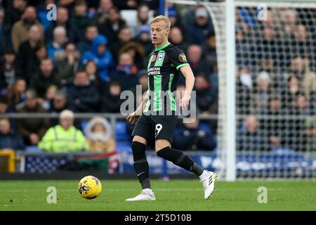 Liverpool, Regno Unito. 4 novembre 2023. Jan Paul van Hecke di Brighton e Hove Albion in azione. Partita di Premier League, Everton contro Brighton e Hove Albion al Goodison Park di Liverpool sabato 4 novembre 2023. Questa immagine può essere utilizzata solo per scopi editoriali. Solo per uso editoriale, foto di Chris Stading/Andrew Orchard fotografia sportiva/Alamy Live news credito: Andrew Orchard fotografia sportiva/Alamy Live News Foto Stock