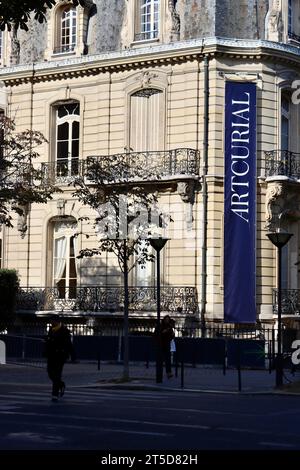ArtCurial, la casa d'aste francese al 7 Rond-Point des Champs-Élysées di Parigi, Francia Foto Stock