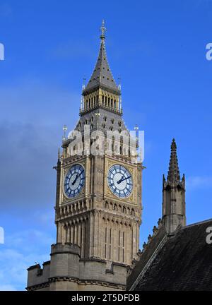 Londra, Regno Unito. 3 novembre 2023. La torre del Big Ben. Credito: Soeren Stache/dpa/Alamy Live News Foto Stock