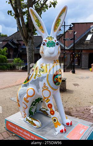 Pictish Hare di Lucy Jean Thomson, una delle mostre sul Big Hop Trail. Scott Skinner Square, Banchory, Aberdeenshire, Scozia, Regno Unito Foto Stock