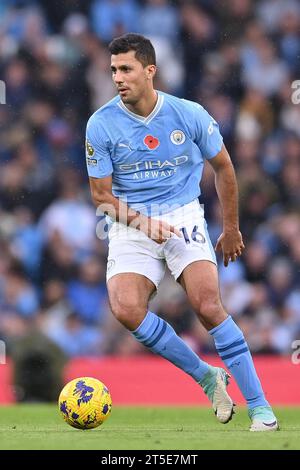 MANCHESTER, REGNO UNITO. 4 novembre 2023. Rodri del Manchester City durante la partita di Premier League all'Etihad Stadium di MANCHESTER. Il credito fotografico dovrebbe leggere: Gary Oakley/Sportimage Credit: Sportimage Ltd/Alamy Live News Foto Stock