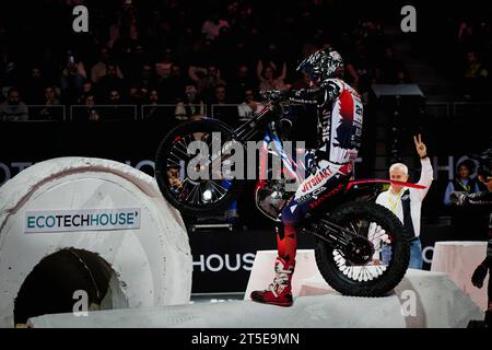 Madrid Arena, Madrid, Spagna. 4 novembre 2023. FIM X-Trial World Championship. Toby Martyn (GBR). Crediti: EnriquePSans/Alamy Live News Foto Stock