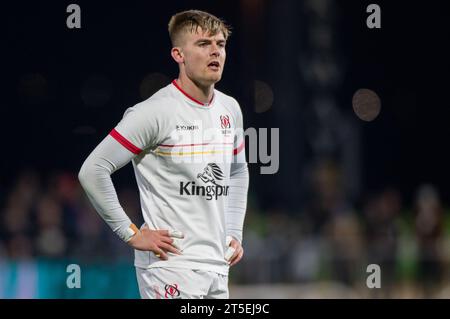 Galway, Irlanda. 5 novembre 2023. Jake Flannery dell'Ulster durante lo United Rugby Championship Round 3 match tra Connacht Rugby e Ulster Rugby allo Sportsground di Galway, Irlanda, il 4 novembre 2023 (foto di Andrew SURMA/ Credit: SIPA USA/Alamy Live News Foto Stock