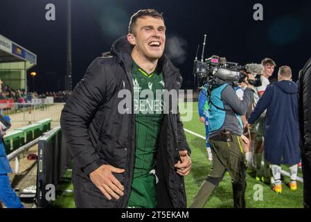 Galway, Irlanda. 5 novembre 2023. Tom Farrell del Connacht dopo l'incontro del 3° round del campionato di rugby Unito tra Connacht Rugby e Ulster Rugby al campo sportivo di Galway, Irlanda, il 4 novembre 2023 (foto di Andrew SURMA/ Credit: SIPA USA/Alamy Live News Foto Stock