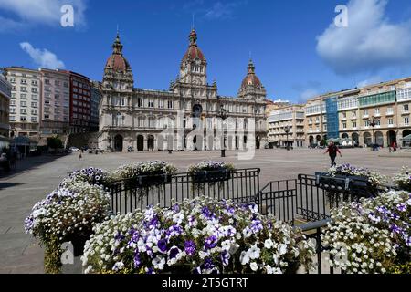 Storico municipio in Piazza María Pita, A Coruña, Galizia, Spagna nord-occidentale, Europa Foto Stock