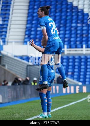 Birmingham, Regno Unito. 5 novembre 2023. Birmingham, Inghilterra, 5 novembre 2023: Charlie Devlin (23 Birmingham) segna il primo gol durante la partita di fa Womens Championship tra Birmingham City e Reading al St Andrews Stadium di Birmingham, Inghilterra (Natalie Mincher/SPP) credito: SPP Sport Press Photo. /Alamy Live News Foto Stock