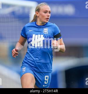 Birmingham, Regno Unito. 5 novembre 2023. Libby Smith di Birmingham City presa durante l'incontro del campionato fa Womens tra Birmingham City Women e Reading Women a St Andrews, Birmingham, Inghilterra, il 5 novembre 2023. Foto di Stuart Leggett. Solo per uso editoriale, licenza necessaria per uso commerciale. Nessun utilizzo in scommesse, giochi o pubblicazioni di un singolo club/campionato/giocatore. Credito: UK Sports Pics Ltd/Alamy Live News Foto Stock