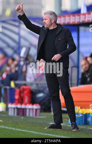 Birkenhead, Regno Unito. 5 novembre 2023. Il Leicester City Manager Willie Kirk durante la fa Women's Super League match a Prenton Park, Birkenhead. Il credito fotografico dovrebbe leggere: Gary Oakley/Sportimage Credit: Sportimage Ltd/Alamy Live News Foto Stock