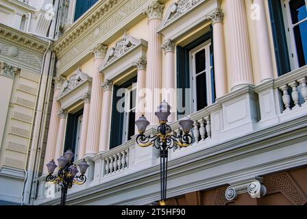 La facciata del Grand Palace di Bangkok. Thailandia Foto Stock