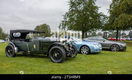 1950 Bentley Tourer «WB 8408» in mostra al Salone privato del Concours d’Elégance che si tiene a Blenheim Palace. Foto Stock