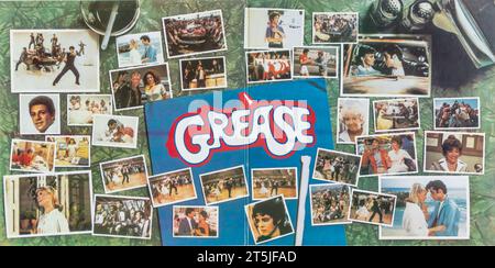 Granada, Spagna; 21 settembre 2023: Copertina interna del vinile della colonna sonora del film musicale "Grease" Foto Stock