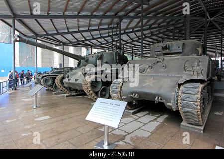 PECHINO - 24 MAGGIO: Carro armato medio americano M4A1 tipo 'Sherman', nel museo militare cinese, il 24 maggio 2014, Pechino, Cina Foto Stock