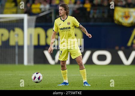 Villarreal, Spagna. 5 novembre 2023. Carlos Romero del Villarreal CF durante la partita di la Liga tra il Villarreal CF e l'Athletic Club ha giocato allo Stadio la Cerámica il 5 novembre a Villarreal, in Spagna. (Foto di Jose Torres/PRESSINPHOTO) crediti: PRESSINPHOTO SPORTS AGENCY/Alamy Live News Foto Stock