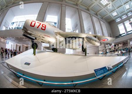 Pechino - 28 giugno 2019: Meritorious Jet Fighter, Museo militare rivoluzionario del popolo cinese, Pechino, Cina Foto Stock