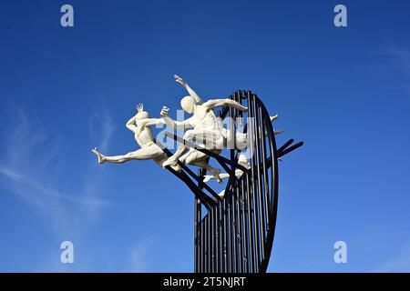 Volo della statua di Langoustine sul lungomare di Hove Foto Stock