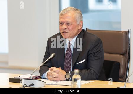 Bruxelles, Belgio. 6 novembre 2023. Regno hascemita di Giordania il re Abd Allah II ibn al-Hussein raffigurato durante un incontro diplomatico tra il primo ministro belga e il re di Giordania, lunedì 6 novembre 2023 a Bruxelles. BELGA PHOTO JAMES ARTHUR GEKIERE Credit: Belga News Agency/Alamy Live News Foto Stock