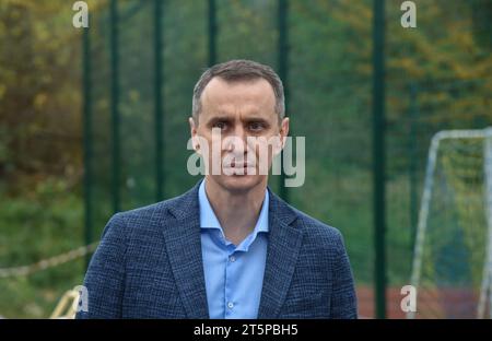 Leopoli, Ucraina. 28 ottobre 2023. Ministro della salute dell'Ucraina Viktor Lyashko durante una visita a Leopoli. Credito: SOPA Images Limited/Alamy Live News Foto Stock