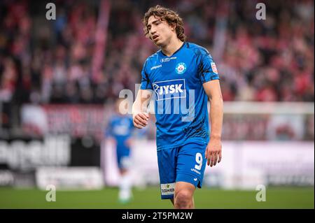 Viborg, Danimarca. 5 novembre 2023. Alexander Lind (9) di Silkeborg SE visto durante il 3F Superliga match tra Viborg FF e Silkeborg IF all'Energi Viborg Arena di Viborg. (Foto: Gonzales Photo - Morten Kjaer). Foto Stock